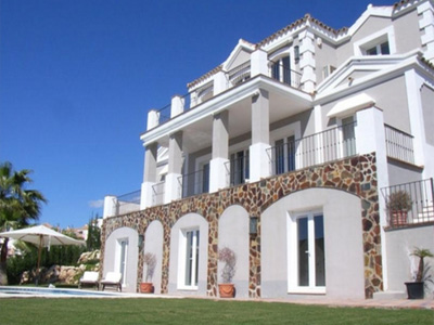 Elegant villa located in the hills of San Pedro de Alcantara.